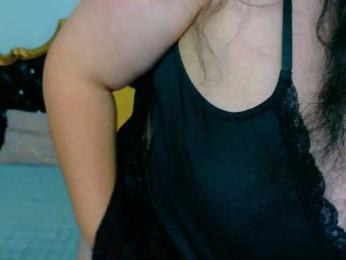 AleshaArabic webcam model stream image