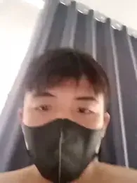 duchuutran201 webcam model stream image