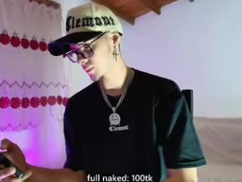 vlad__night webcam model stream image