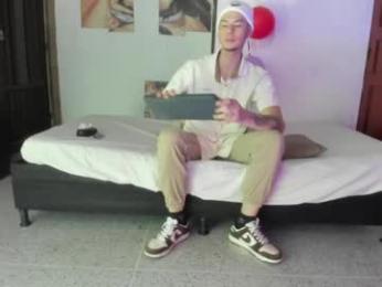 vlad__night webcam model stream image