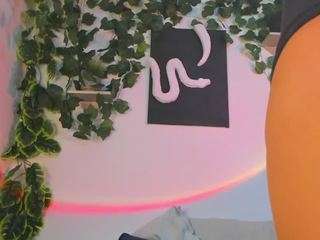 nataliepeterson webcam model stream image