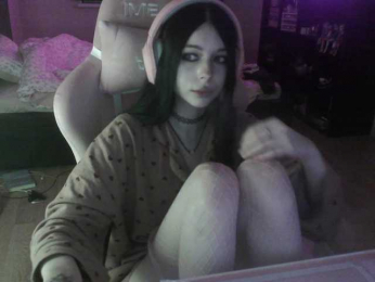 dolls_tear webcam model stream image