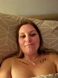 Miss-ShelbyXX webcam model stream image