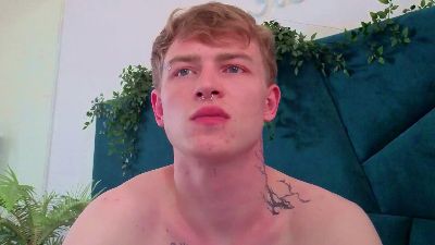 THEO__GREEN webcam model stream image
