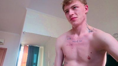 THEO__GREEN webcam model stream image