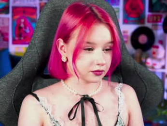 red_queeen webcam model stream image