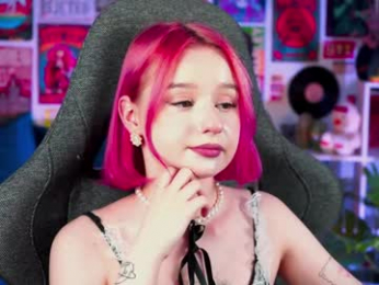red_queeen webcam model stream image
