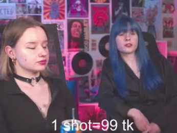 red_queeen webcam model stream image