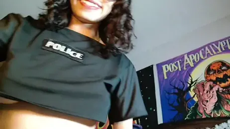 MINI_Petite webcam model stream image