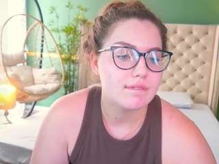 luxsopphia webcam model stream image