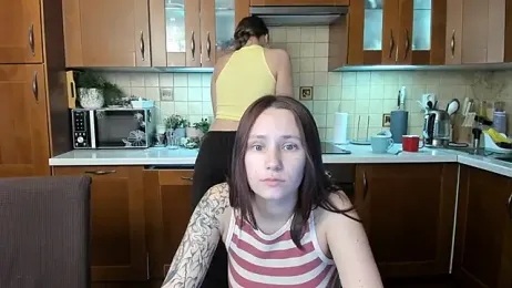 HotCaramellsTV webcam model stream image