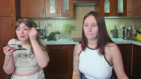 HotCaramellsTV webcam model stream image