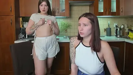 HotCaramellsTV webcam model stream image