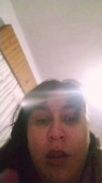 WineBee webcam model stream image