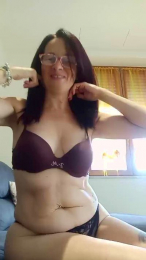 Elena9077 webcam model stream image