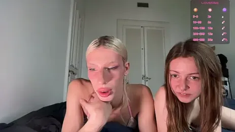 AliceSnowCatt webcam model stream image