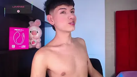 Ezra_Storm webcam model stream image