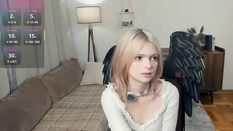 LaureMestler webcam stripchat model stream image