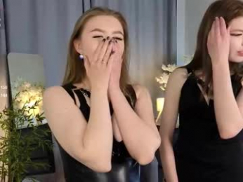 berry_bloom webcam chaturbate model stream image