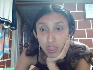 rapunzel5 webcam model stream image