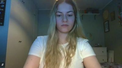Rosie_June webcam model stream image