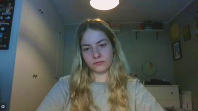 Rosie_June webcam model stream image