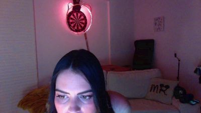Lovecha_ webcam model stream image