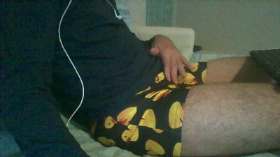 Pikarti webcam cam4 model stream image