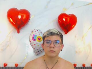 Camiilo Vega webcam flirt4free model stream image