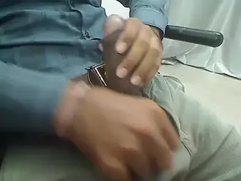 lltstr52 webcam model stream image