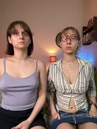 Jitoon_Exe webcam model stream image