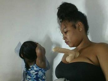 Triida webcam bongacams model stream image