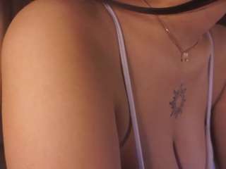 anuricbriny webcam model stream image