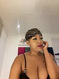sexyTHANDO webcam model stream image