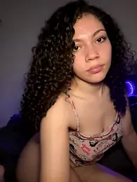 ladylavish webcam model stream image