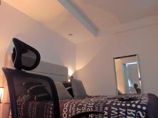Chirs Morgan webcam model stream image