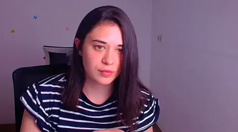 Yesenia_nia webcam stripchat model stream image