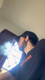 pedrogarcia9 webcam model stream image