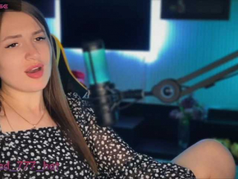 -RED_HAT- webcam model stream image