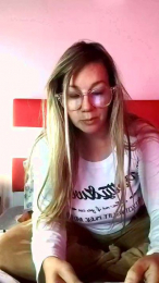 desireemilf webcam model stream image