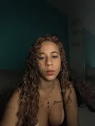 vivianeleoa webcam stripchat model stream image