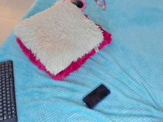 valeria-10 webcam model stream image