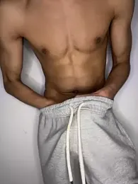 Hamza-Maroki webcam model stream image