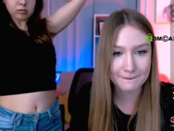 playful_sophie webcam model stream image