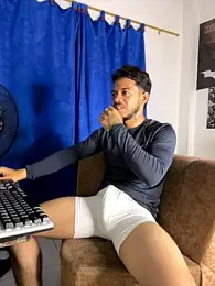 DavideVentura_ webcam model stream image