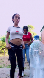 Jeans_Pee webcam model stream image