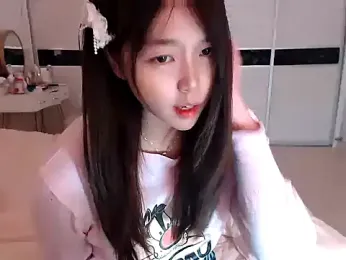 Dou-Yayaya webcam model stream image