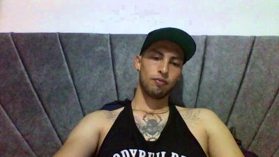 luis_vergon_ webcam model stream image