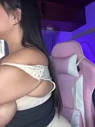 LEAH_DOUUGLASS webcam model stream image