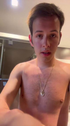 Naughtygol webcam model stream image
